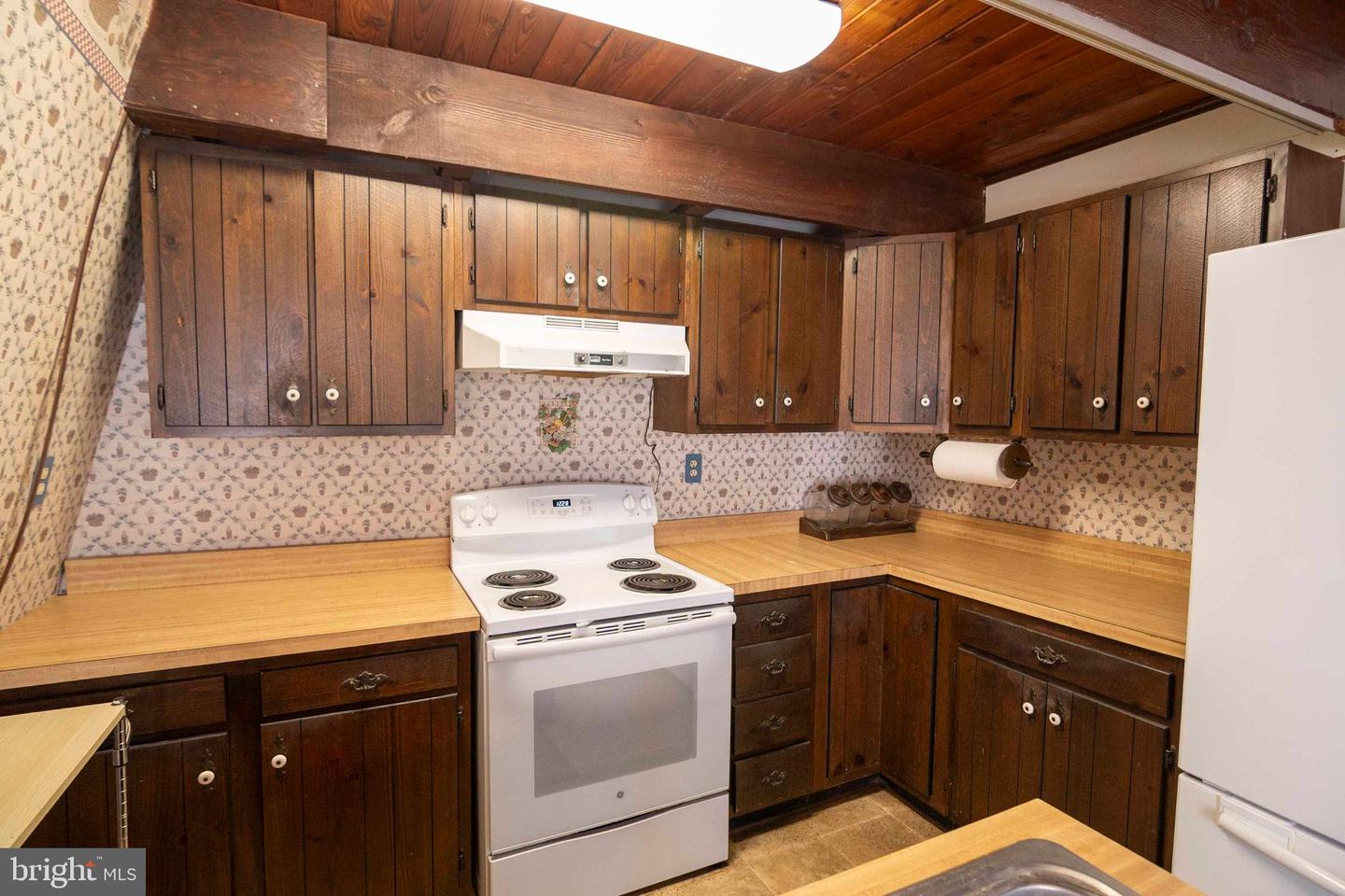 458 HOBBS KNOB RD, FRONT ROYAL, Virginia 22630, 3 Bedrooms Bedrooms, ,2 BathroomsBathrooms,Residential,For sale,458 HOBBS KNOB RD,VAWR2012510 MLS # VAWR2012510