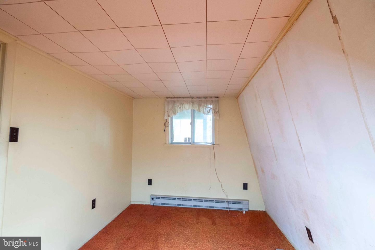 458 HOBBS KNOB RD, FRONT ROYAL, Virginia 22630, 3 Bedrooms Bedrooms, ,2 BathroomsBathrooms,Residential,For sale,458 HOBBS KNOB RD,VAWR2012510 MLS # VAWR2012510