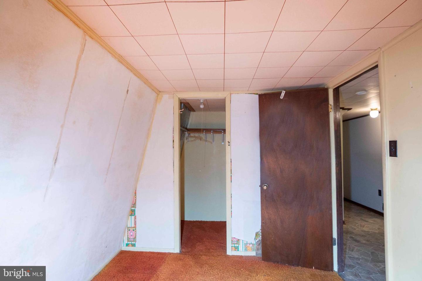 458 HOBBS KNOB RD, FRONT ROYAL, Virginia 22630, 3 Bedrooms Bedrooms, ,2 BathroomsBathrooms,Residential,For sale,458 HOBBS KNOB RD,VAWR2012510 MLS # VAWR2012510