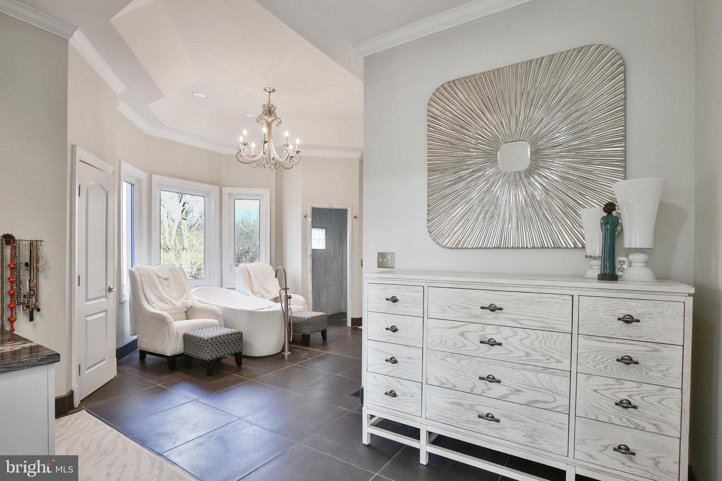 36789 SNICKERSVILLE TPKE, PURCELLVILLE, Virginia 20132, 4 Bedrooms Bedrooms, ,6 BathroomsBathrooms,Residential,For sale,36789 SNICKERSVILLE TPKE,VALO2110582 MLS # VALO2110582