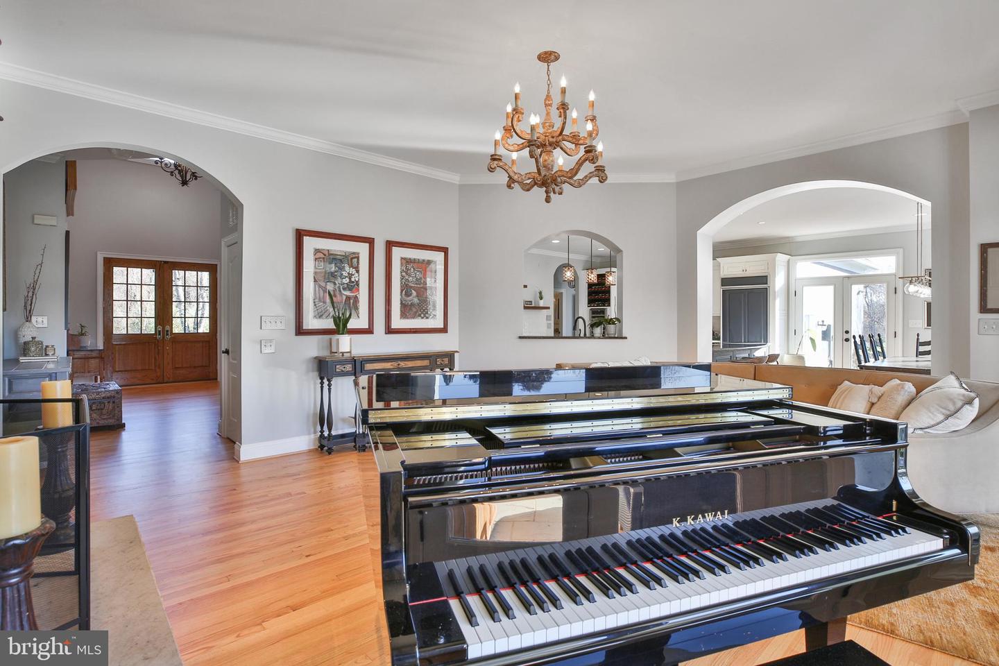 36789 SNICKERSVILLE TPKE, PURCELLVILLE, Virginia 20132, 4 Bedrooms Bedrooms, ,6 BathroomsBathrooms,Residential,For sale,36789 SNICKERSVILLE TPKE,VALO2110582 MLS # VALO2110582