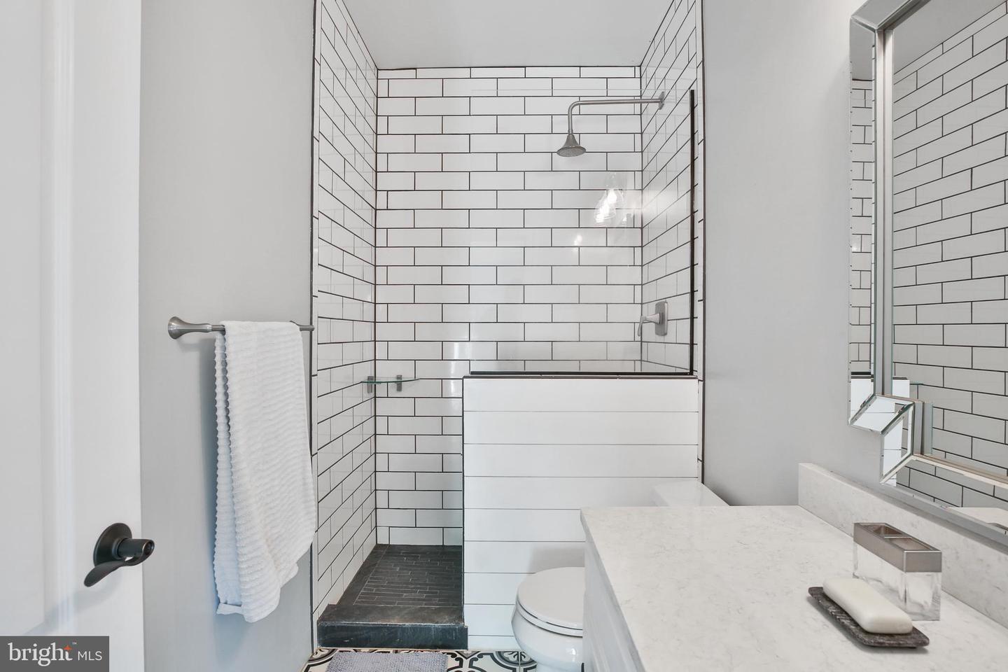 36789 SNICKERSVILLE TPKE, PURCELLVILLE, Virginia 20132, 4 Bedrooms Bedrooms, ,6 BathroomsBathrooms,Residential,For sale,36789 SNICKERSVILLE TPKE,VALO2110582 MLS # VALO2110582