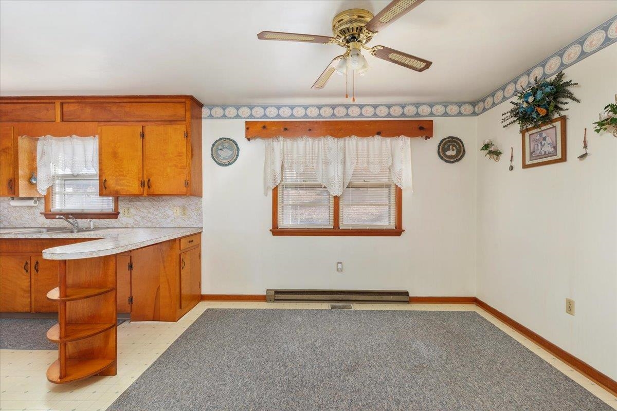 16 SUNDANCE RETREAT LN, NEW MARKET, Virginia 22844, 3 Bedrooms Bedrooms, ,2 BathroomsBathrooms,Residential,16 SUNDANCE RETREAT LN,672721 MLS # 672721