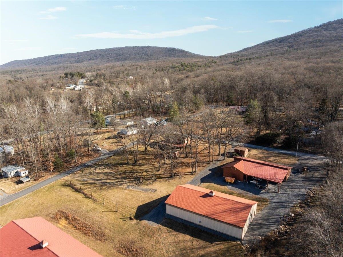 16 SUNDANCE RETREAT LN, NEW MARKET, Virginia 22844, 3 Bedrooms Bedrooms, ,2 BathroomsBathrooms,Residential,16 SUNDANCE RETREAT LN,672721 MLS # 672721