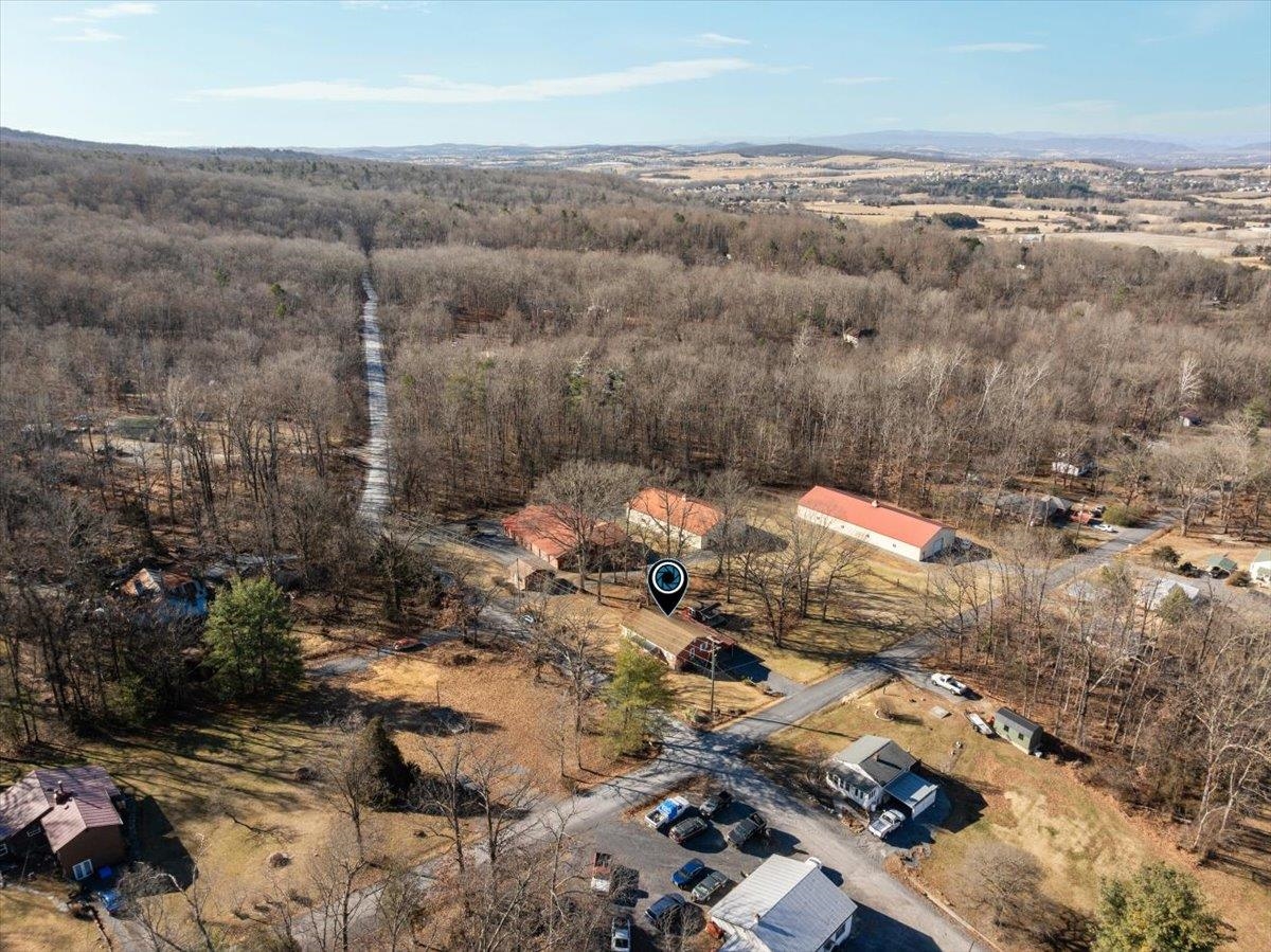 16 SUNDANCE RETREAT LN, NEW MARKET, Virginia 22844, 3 Bedrooms Bedrooms, ,2 BathroomsBathrooms,Residential,16 SUNDANCE RETREAT LN,672721 MLS # 672721