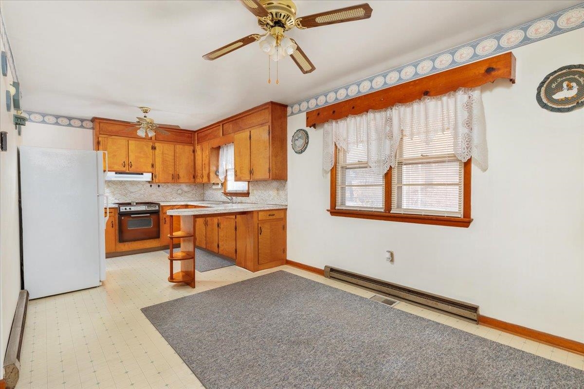 16 SUNDANCE RETREAT LN, NEW MARKET, Virginia 22844, 3 Bedrooms Bedrooms, ,2 BathroomsBathrooms,Residential,16 SUNDANCE RETREAT LN,672721 MLS # 672721