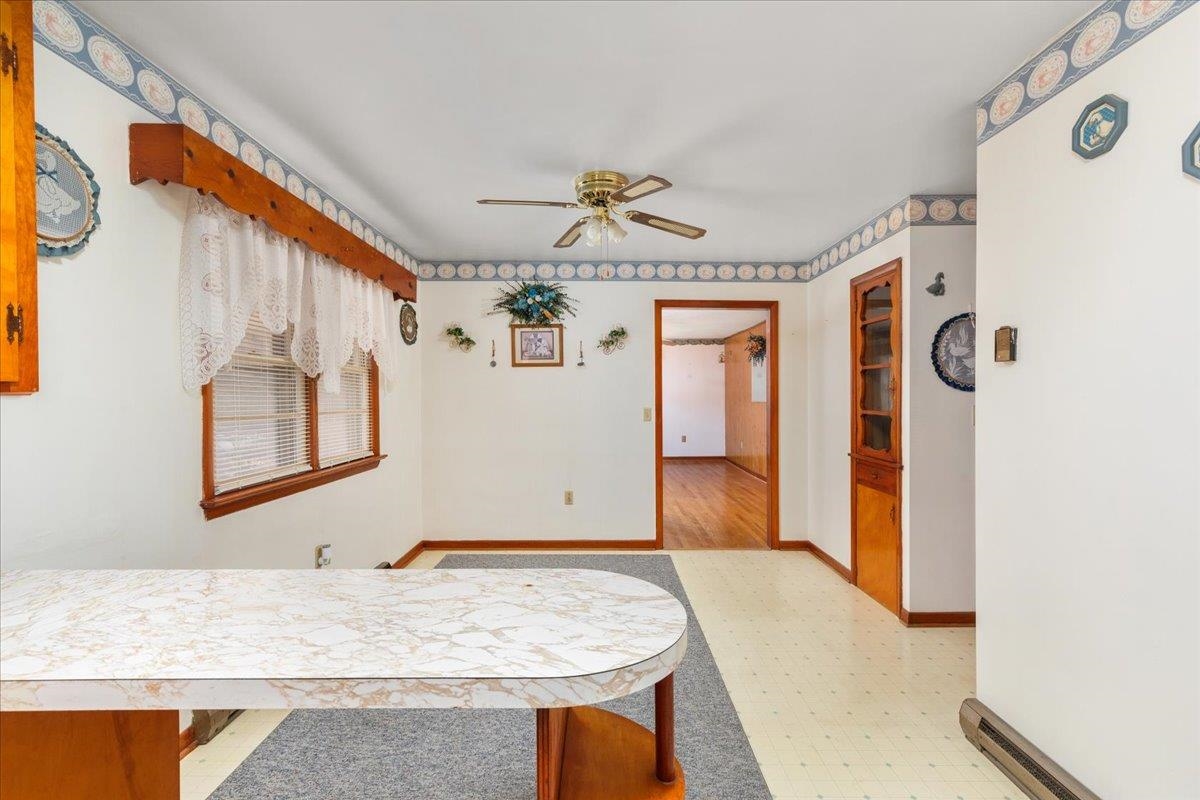 16 SUNDANCE RETREAT LN, NEW MARKET, Virginia 22844, 3 Bedrooms Bedrooms, ,2 BathroomsBathrooms,Residential,16 SUNDANCE RETREAT LN,672721 MLS # 672721