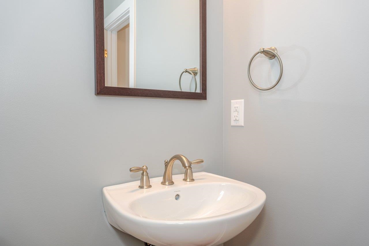 3207 CHARLESTON BLVD, ROCKINGHAM, Virginia 22801, 3 Bedrooms Bedrooms, ,2 BathroomsBathrooms,Residential,3207 CHARLESTON BLVD,672724 MLS # 672724