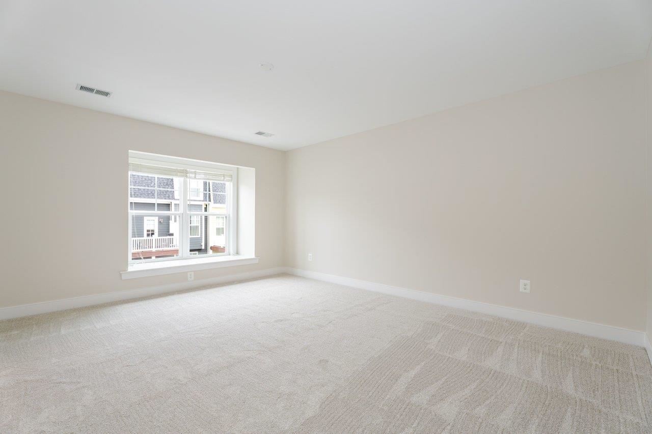 3207 CHARLESTON BLVD, ROCKINGHAM, Virginia 22801, 3 Bedrooms Bedrooms, ,2 BathroomsBathrooms,Residential,3207 CHARLESTON BLVD,672724 MLS # 672724