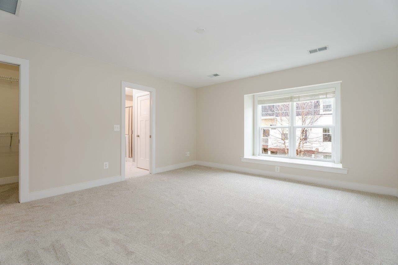 3207 CHARLESTON BLVD, ROCKINGHAM, Virginia 22801, 3 Bedrooms Bedrooms, ,2 BathroomsBathrooms,Residential,3207 CHARLESTON BLVD,672724 MLS # 672724