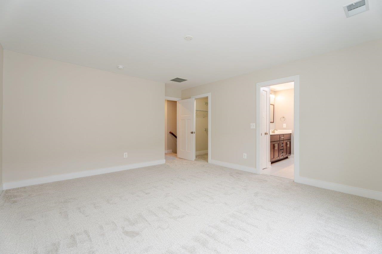 3207 CHARLESTON BLVD, ROCKINGHAM, Virginia 22801, 3 Bedrooms Bedrooms, ,2 BathroomsBathrooms,Residential,3207 CHARLESTON BLVD,672724 MLS # 672724