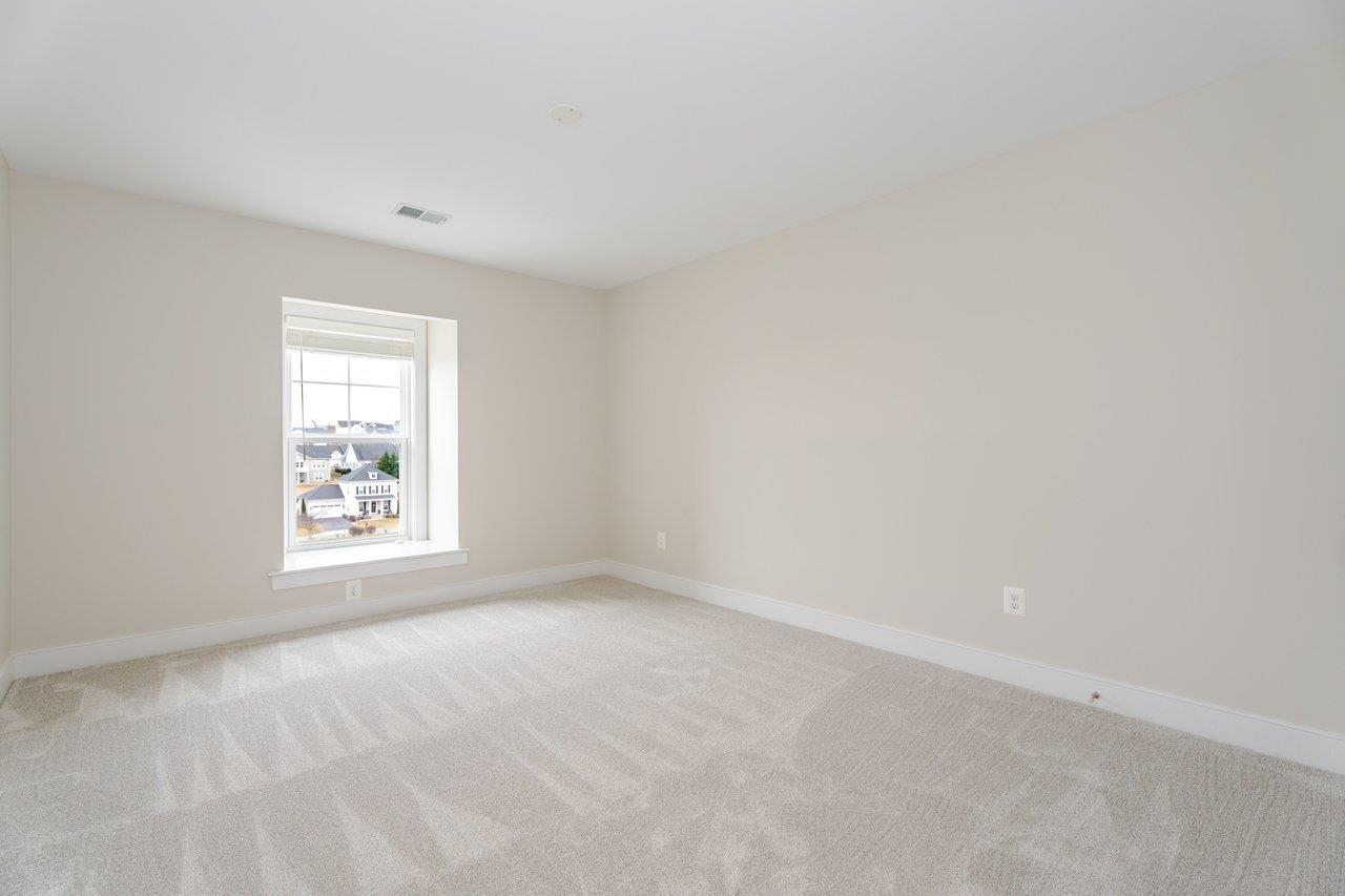 3207 CHARLESTON BLVD, ROCKINGHAM, Virginia 22801, 3 Bedrooms Bedrooms, ,2 BathroomsBathrooms,Residential,3207 CHARLESTON BLVD,672724 MLS # 672724