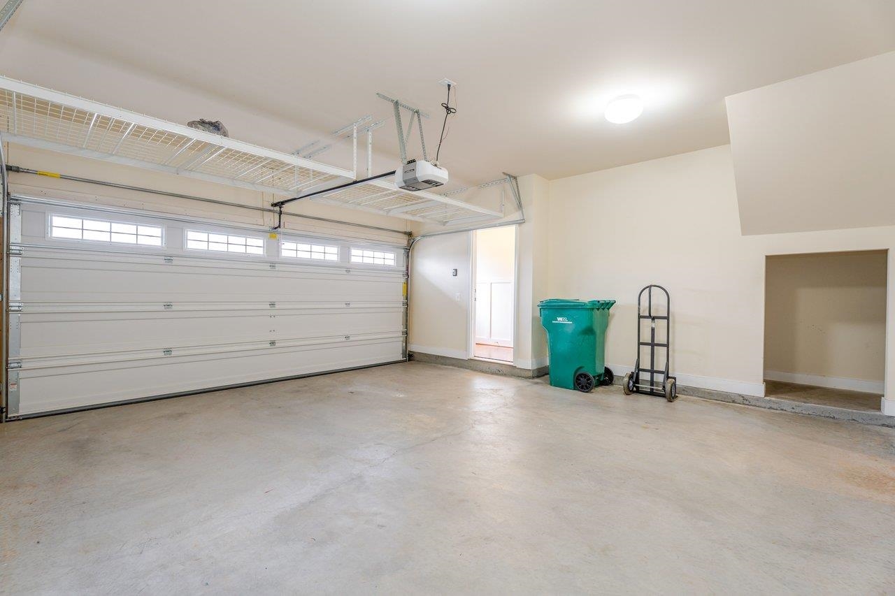 3207 CHARLESTON BLVD, ROCKINGHAM, Virginia 22801, 3 Bedrooms Bedrooms, ,2 BathroomsBathrooms,Residential,3207 CHARLESTON BLVD,672724 MLS # 672724