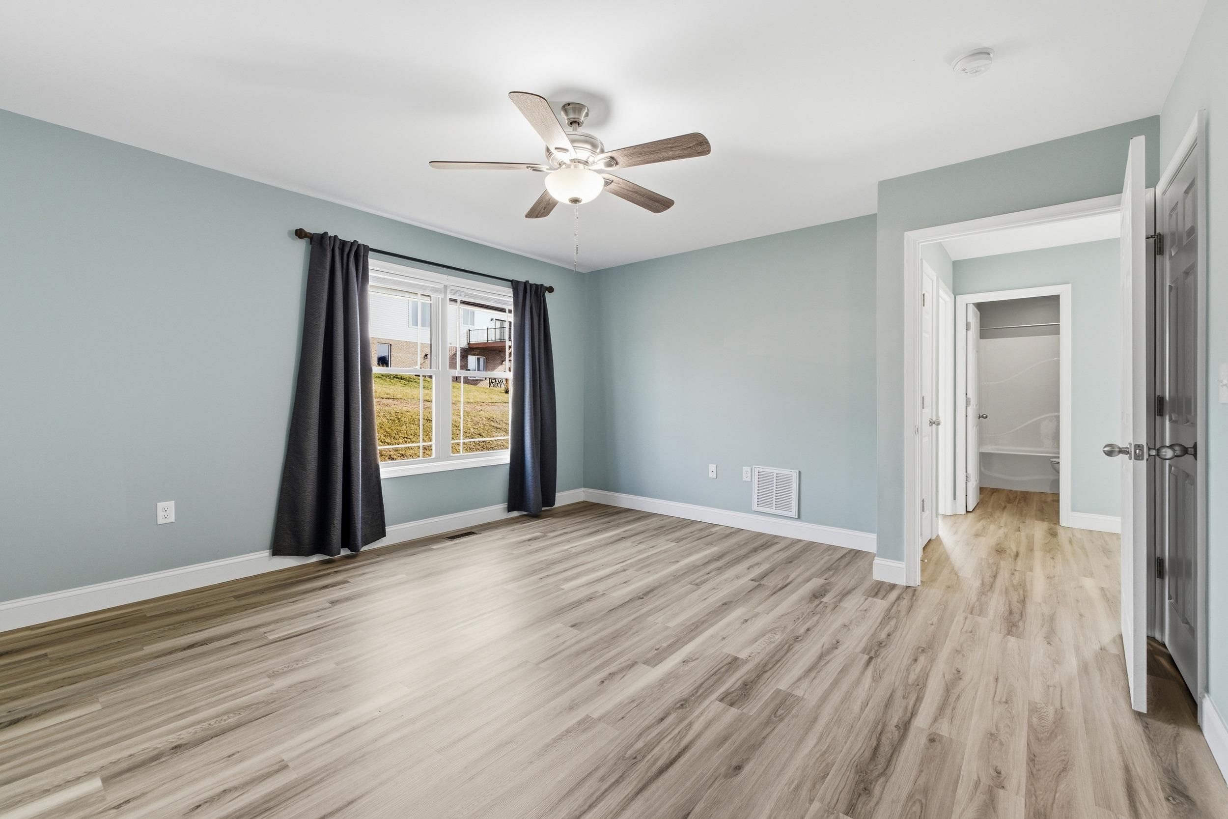 136 MILLSTONE ST, BRIDGEWATER, Virginia 22812, 3 Bedrooms Bedrooms, ,2 BathroomsBathrooms,Residential,136 MILLSTONE ST,672860 MLS # 672860 136 MILLSTONE ST, BRIDGEWATER, Virginia 22812, 3 Bedrooms Bedrooms, ,2 BathroomsBathrooms,Residential,136 MILLSTONE ST,672860 MLS # 672860