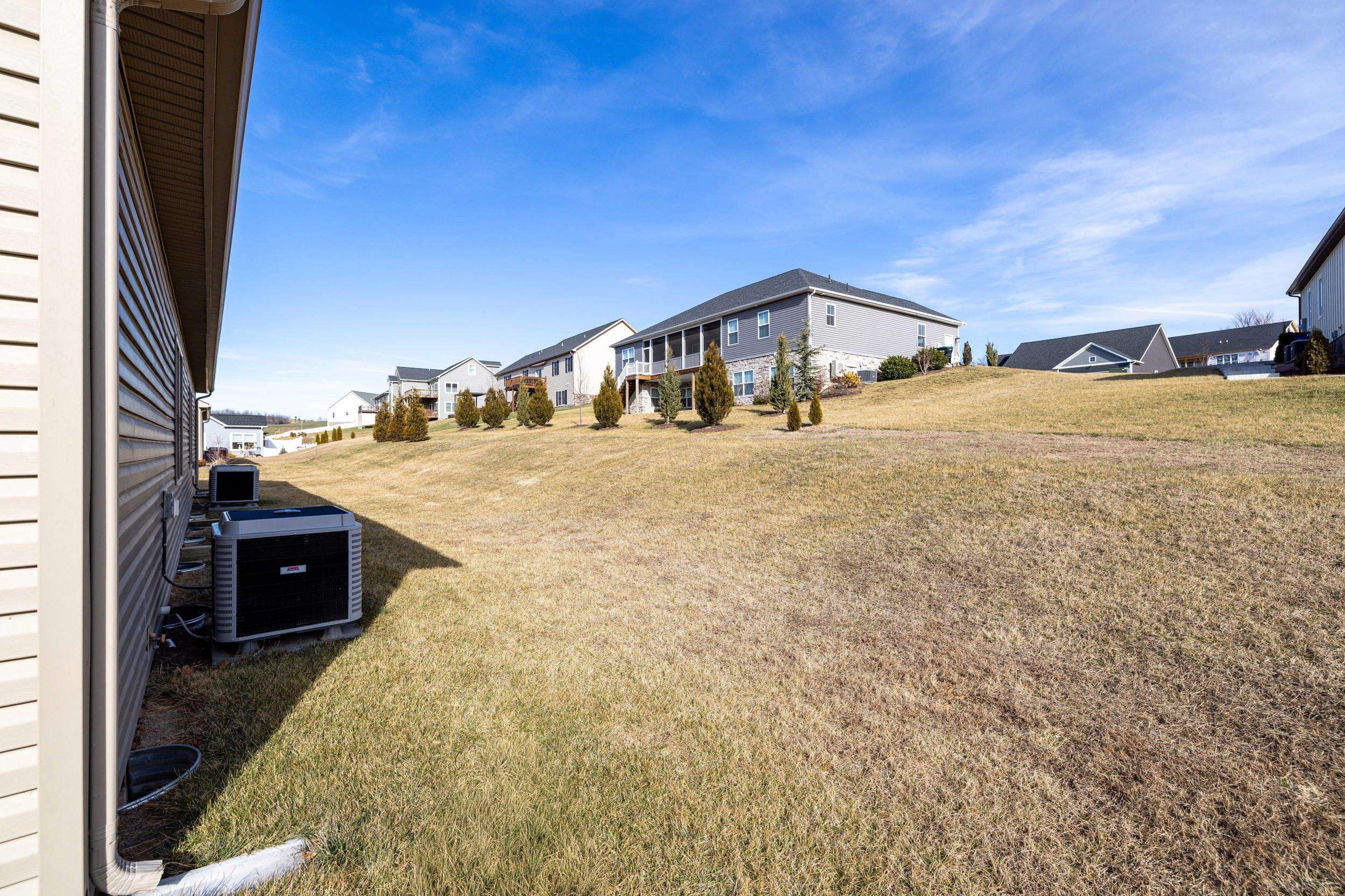 136 MILLSTONE ST, BRIDGEWATER, Virginia 22812, 3 Bedrooms Bedrooms, ,2 BathroomsBathrooms,Residential,136 MILLSTONE ST,672860 MLS # 672860 136 MILLSTONE ST, BRIDGEWATER, Virginia 22812, 3 Bedrooms Bedrooms, ,2 BathroomsBathrooms,Residential,136 MILLSTONE ST,672860 MLS # 672860