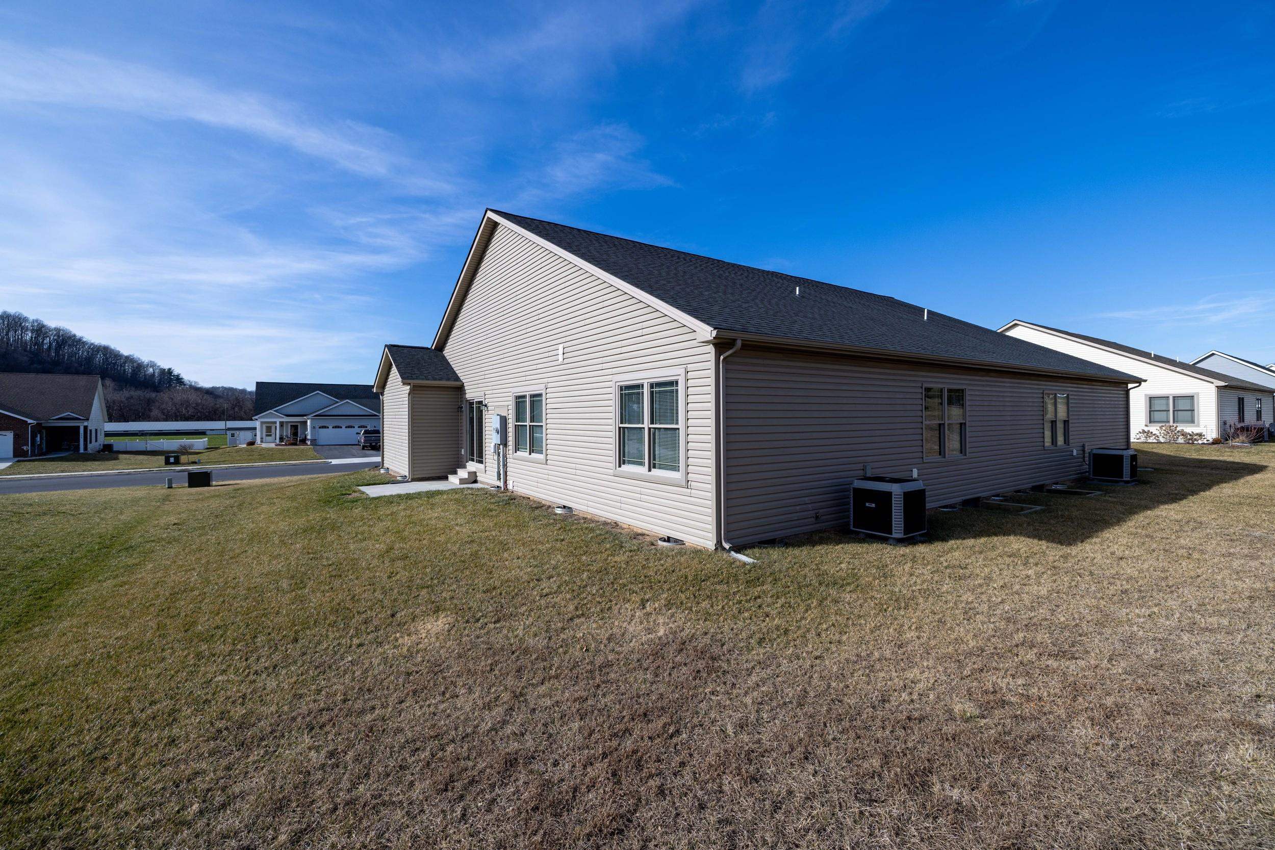 136 MILLSTONE ST, BRIDGEWATER, Virginia 22812, 3 Bedrooms Bedrooms, ,2 BathroomsBathrooms,Residential,136 MILLSTONE ST,672860 MLS # 672860 136 MILLSTONE ST, BRIDGEWATER, Virginia 22812, 3 Bedrooms Bedrooms, ,2 BathroomsBathrooms,Residential,136 MILLSTONE ST,672860 MLS # 672860