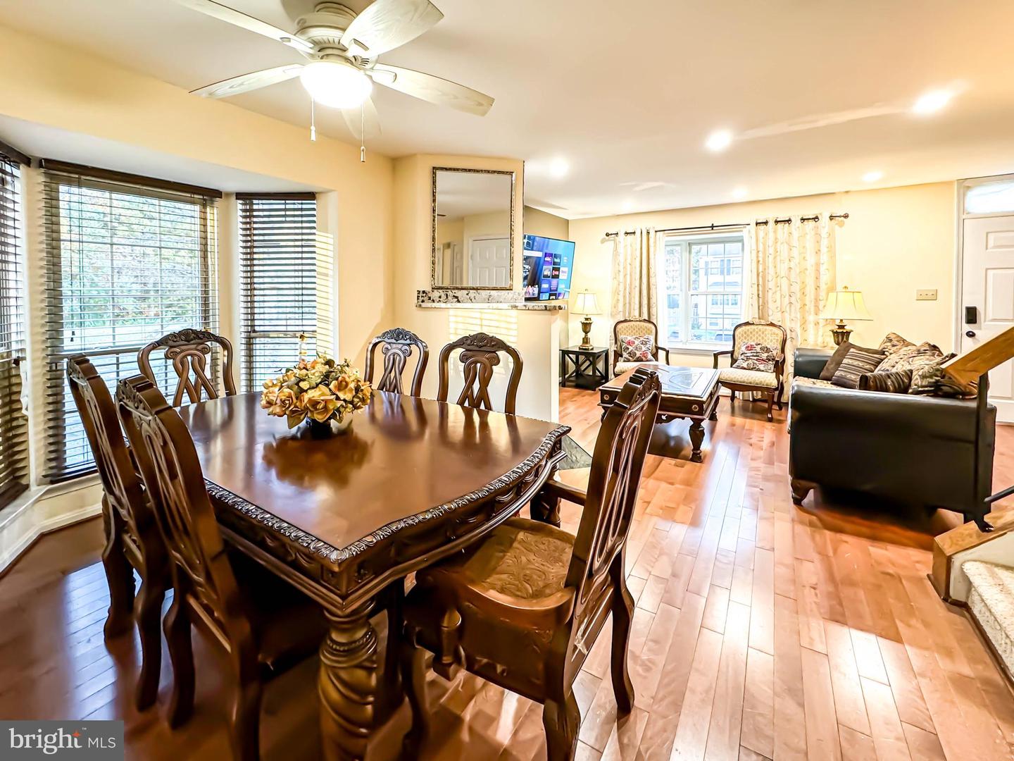 14212 SAVANNAH DR, WOODBRIDGE, Virginia 22193, 3 Bedrooms Bedrooms, ,2 BathroomsBathrooms,Residential,For sale,14212 SAVANNAH DR,VAPW2107662 MLS # VAPW2107662