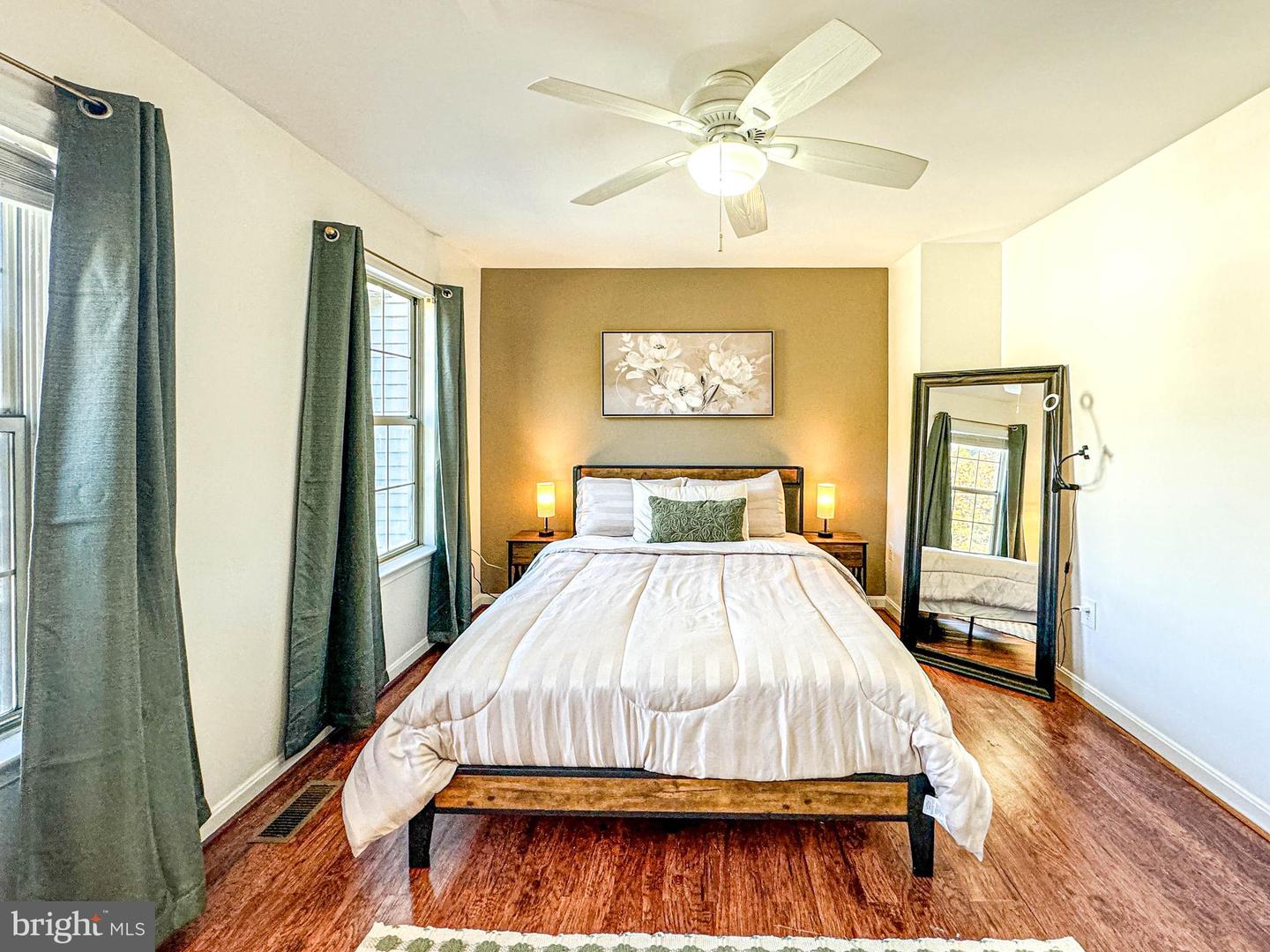 14212 SAVANNAH DR, WOODBRIDGE, Virginia 22193, 3 Bedrooms Bedrooms, ,2 BathroomsBathrooms,Residential,For sale,14212 SAVANNAH DR,VAPW2107662 MLS # VAPW2107662