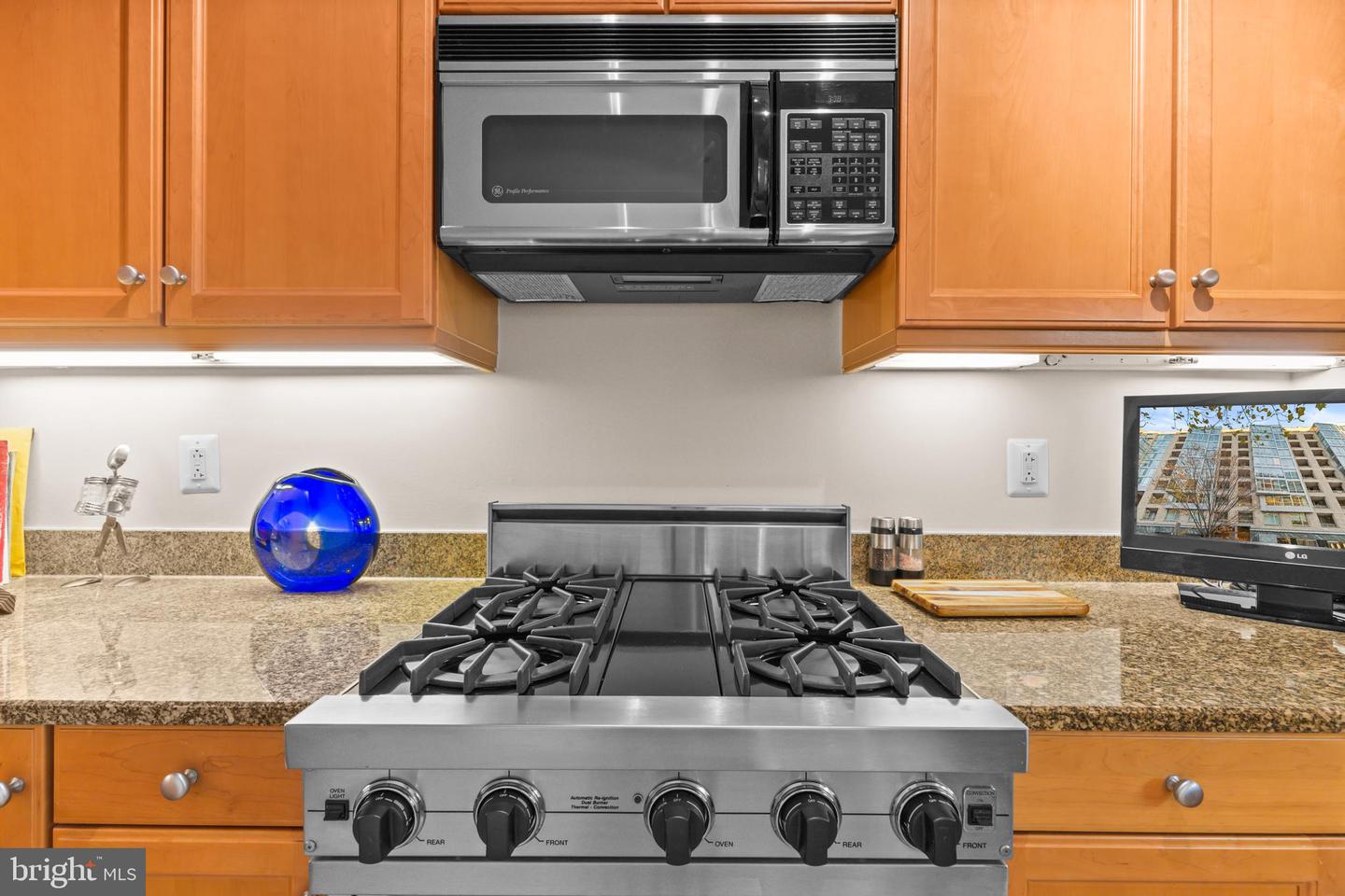 1111 23RD ST NW #4G, WASHINGTON, District Of Columbia 20037, 2 Bedrooms Bedrooms, ,2 BathroomsBathrooms,Residential,For sale,1111 23RD ST NW #4G,DCDC2232414 MLS # DCDC2232414 1111 23RD ST NW #4G, WASHINGTON, District Of Columbia 20037, 2 Bedrooms Bedrooms, ,2 BathroomsBathrooms,Residential,For sale,1111 23RD ST NW #4G,DCDC2232414 MLS # DCDC2232414