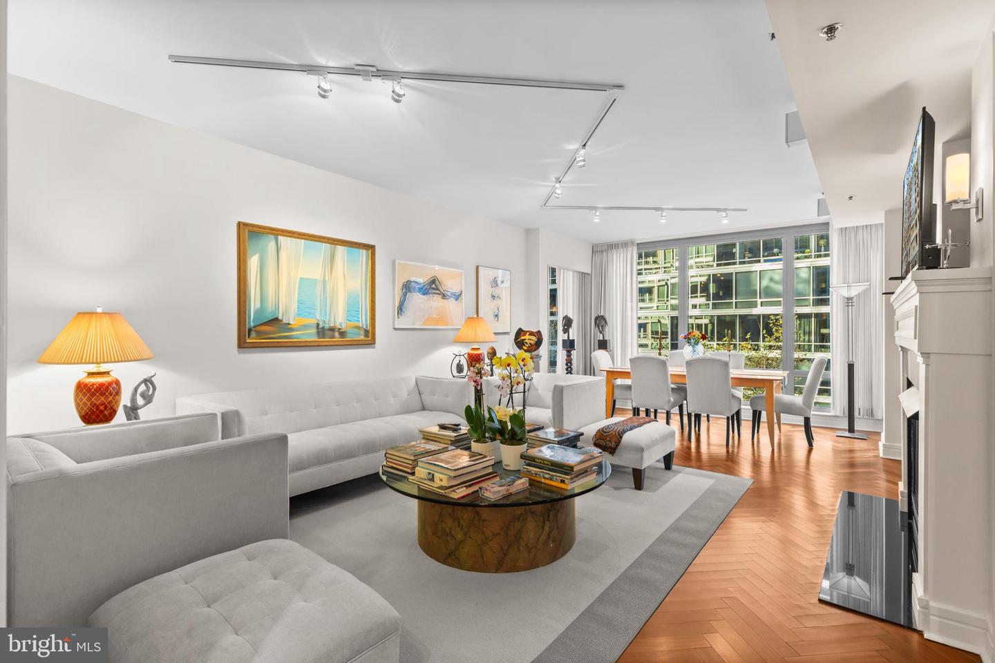 1111 23RD ST NW #4G, WASHINGTON, District Of Columbia 20037, 2 Bedrooms Bedrooms, ,2 BathroomsBathrooms,Residential,For sale,1111 23RD ST NW #4G,DCDC2232414 MLS # DCDC2232414 1111 23RD ST NW #4G, WASHINGTON, District Of Columbia 20037, 2 Bedrooms Bedrooms, ,2 BathroomsBathrooms,Residential,For sale,1111 23RD ST NW #4G,DCDC2232414 MLS # DCDC2232414