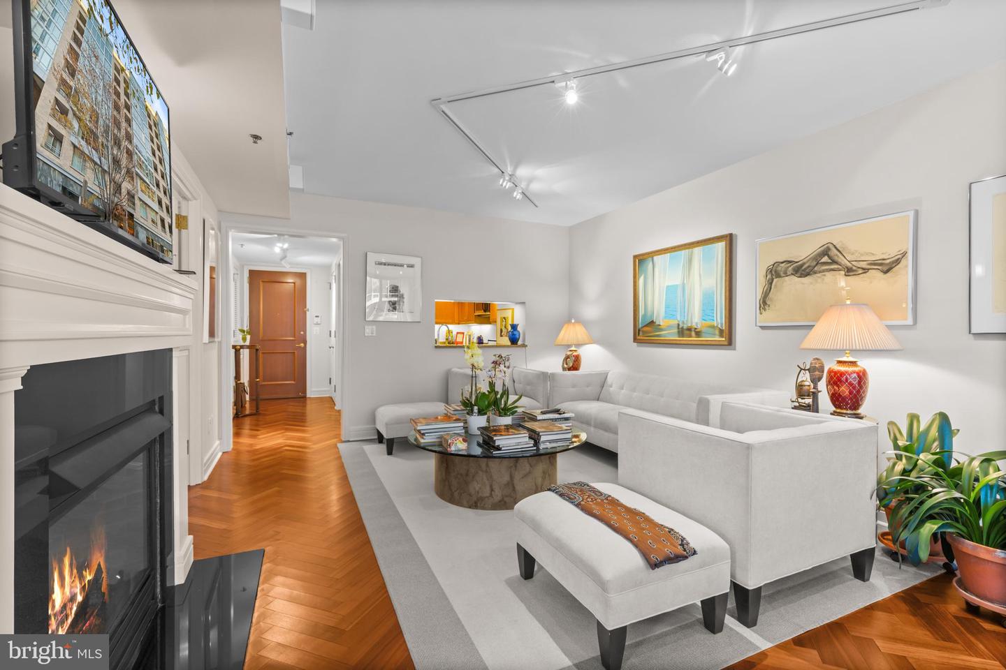 1111 23RD ST NW #4G, WASHINGTON, District Of Columbia 20037, 2 Bedrooms Bedrooms, ,2 BathroomsBathrooms,Residential,For sale,1111 23RD ST NW #4G,DCDC2232414 MLS # DCDC2232414 1111 23RD ST NW #4G, WASHINGTON, District Of Columbia 20037, 2 Bedrooms Bedrooms, ,2 BathroomsBathrooms,Residential,For sale,1111 23RD ST NW #4G,DCDC2232414 MLS # DCDC2232414