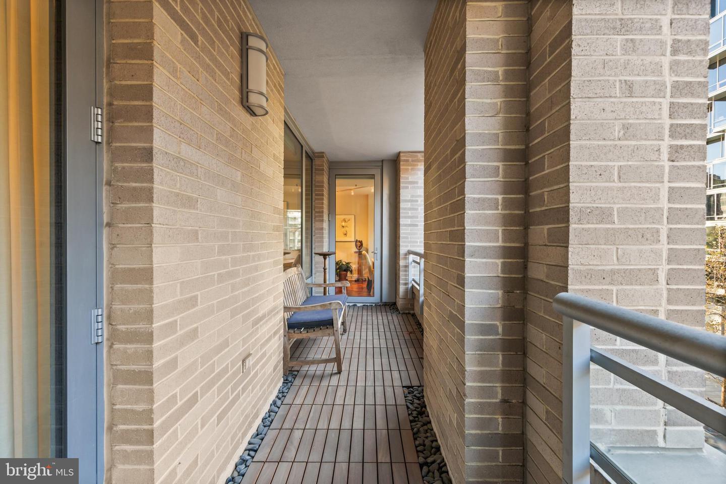 1111 23RD ST NW #4G, WASHINGTON, District Of Columbia 20037, 2 Bedrooms Bedrooms, ,2 BathroomsBathrooms,Residential,For sale,1111 23RD ST NW #4G,DCDC2232414 MLS # DCDC2232414 1111 23RD ST NW #4G, WASHINGTON, District Of Columbia 20037, 2 Bedrooms Bedrooms, ,2 BathroomsBathrooms,Residential,For sale,1111 23RD ST NW #4G,DCDC2232414 MLS # DCDC2232414