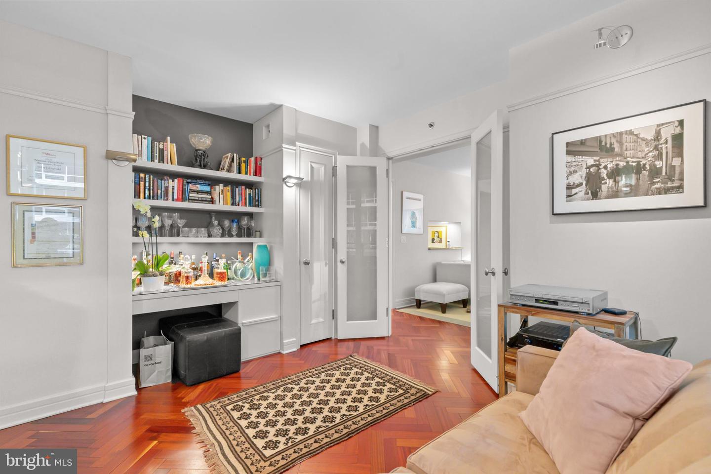 1111 23RD ST NW #4G, WASHINGTON, District Of Columbia 20037, 2 Bedrooms Bedrooms, ,2 BathroomsBathrooms,Residential,For sale,1111 23RD ST NW #4G,DCDC2232414 MLS # DCDC2232414 1111 23RD ST NW #4G, WASHINGTON, District Of Columbia 20037, 2 Bedrooms Bedrooms, ,2 BathroomsBathrooms,Residential,For sale,1111 23RD ST NW #4G,DCDC2232414 MLS # DCDC2232414