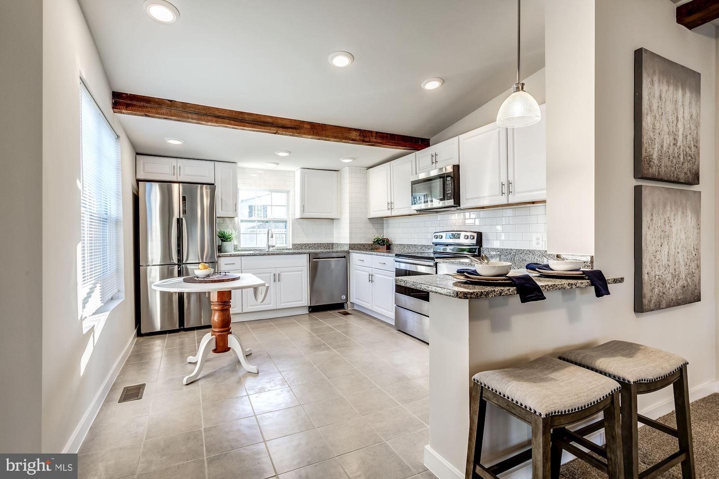 41217 LITTLE RIVER TURNPIKE, ALDIE, Virginia 20105, 6 Bedrooms Bedrooms, ,4 BathroomsBathrooms,Residential,For sale,41217 LITTLE RIVER TURNPIKE,VALO2111874 MLS # VALO2111874