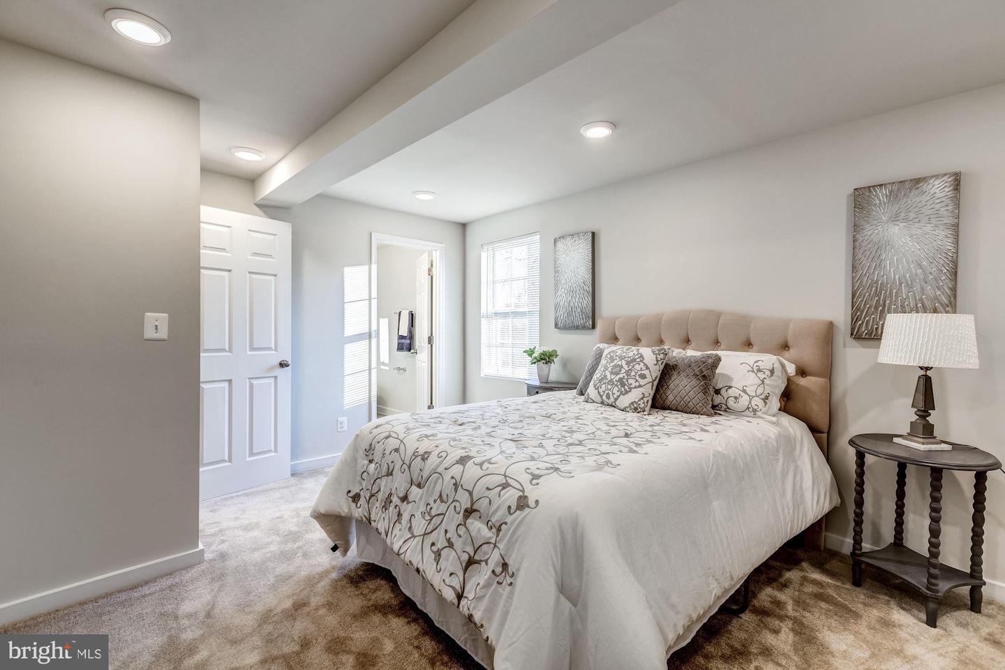 41217 LITTLE RIVER TURNPIKE, ALDIE, Virginia 20105, 6 Bedrooms Bedrooms, ,4 BathroomsBathrooms,Residential,For sale,41217 LITTLE RIVER TURNPIKE,VALO2111874 MLS # VALO2111874