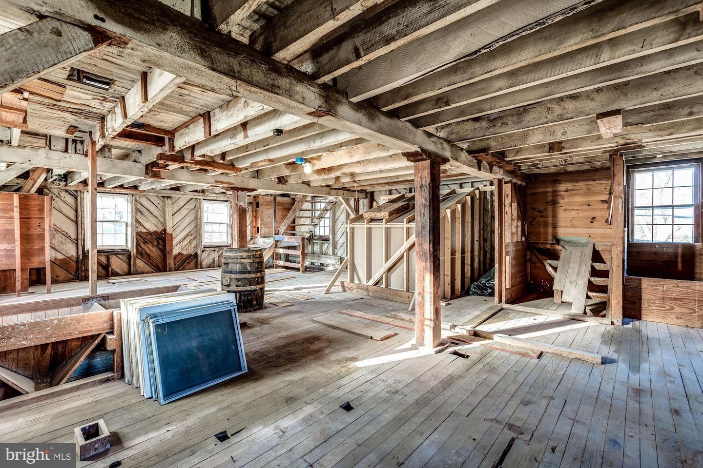 41217 LITTLE RIVER TURNPIKE, ALDIE, Virginia 20105, 6 Bedrooms Bedrooms, ,4 BathroomsBathrooms,Residential,For sale,41217 LITTLE RIVER TURNPIKE,VALO2111874 MLS # VALO2111874