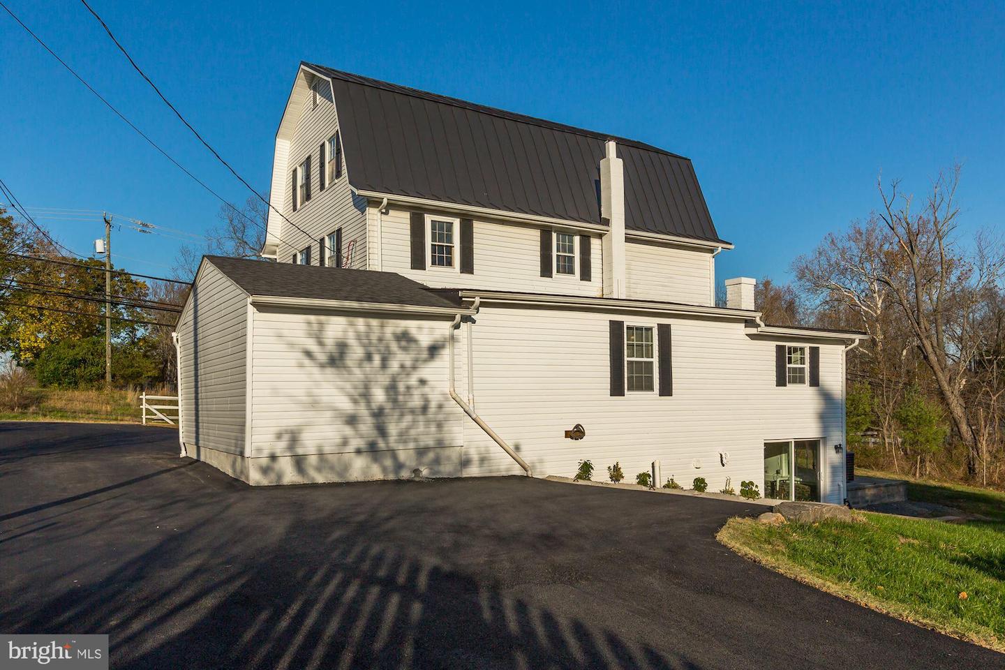 41217 LITTLE RIVER TURNPIKE, ALDIE, Virginia 20105, 6 Bedrooms Bedrooms, ,4 BathroomsBathrooms,Residential,For sale,41217 LITTLE RIVER TURNPIKE,VALO2111874 MLS # VALO2111874