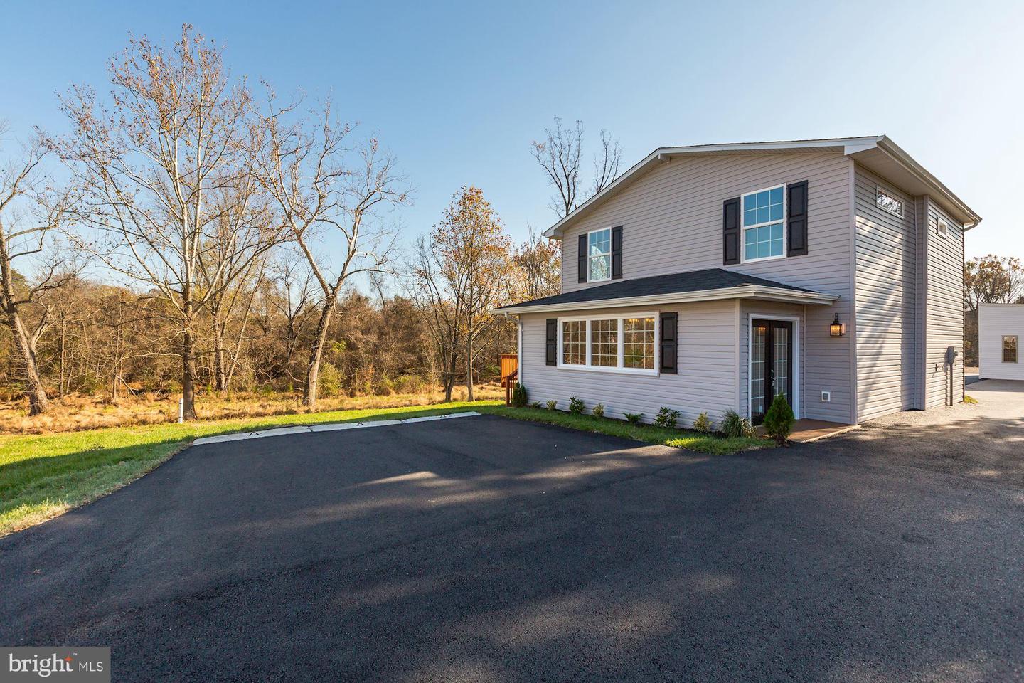 41217 LITTLE RIVER TURNPIKE, ALDIE, Virginia 20105, 6 Bedrooms Bedrooms, ,4 BathroomsBathrooms,Residential,For sale,41217 LITTLE RIVER TURNPIKE,VALO2111874 MLS # VALO2111874