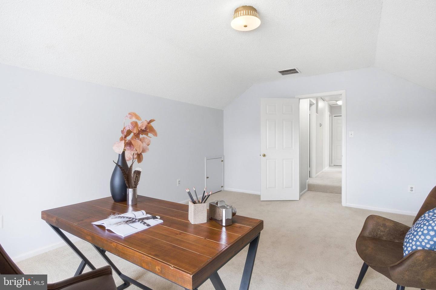 5062 QUEENS WOOD DR, BURKE, Virginia 22015, 4 Bedrooms Bedrooms, ,2 BathroomsBathrooms,Residential,For sale,5062 QUEENS WOOD DR,VAFX2283134 MLS # VAFX2283134 5062 QUEENS WOOD DR, BURKE, Virginia 22015, 4 Bedrooms Bedrooms, ,2 BathroomsBathrooms,Residential,For sale,5062 QUEENS WOOD DR,VAFX2283134 MLS # VAFX2283134