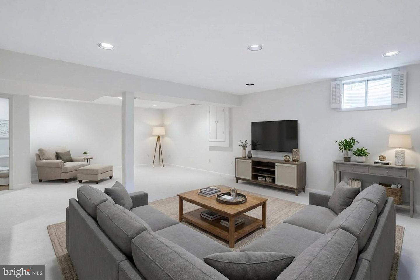 5062 QUEENS WOOD DR, BURKE, Virginia 22015, 4 Bedrooms Bedrooms, ,2 BathroomsBathrooms,Residential,For sale,5062 QUEENS WOOD DR,VAFX2283134 MLS # VAFX2283134 5062 QUEENS WOOD DR, BURKE, Virginia 22015, 4 Bedrooms Bedrooms, ,2 BathroomsBathrooms,Residential,For sale,5062 QUEENS WOOD DR,VAFX2283134 MLS # VAFX2283134