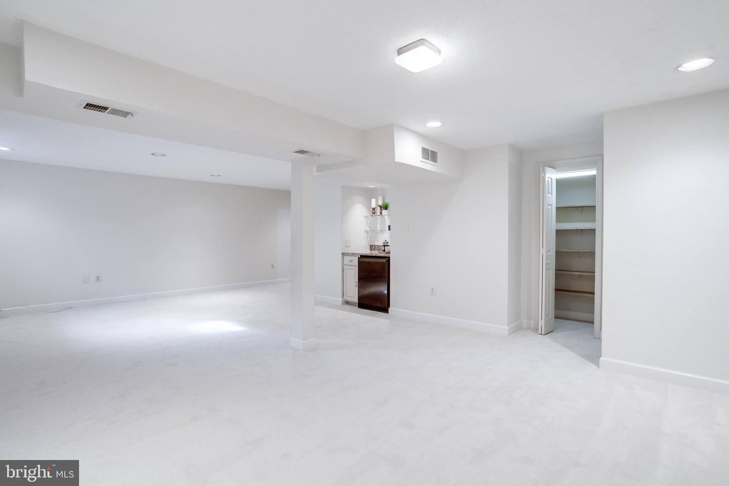 5062 QUEENS WOOD DR, BURKE, Virginia 22015, 4 Bedrooms Bedrooms, ,2 BathroomsBathrooms,Residential,For sale,5062 QUEENS WOOD DR,VAFX2283134 MLS # VAFX2283134 5062 QUEENS WOOD DR, BURKE, Virginia 22015, 4 Bedrooms Bedrooms, ,2 BathroomsBathrooms,Residential,For sale,5062 QUEENS WOOD DR,VAFX2283134 MLS # VAFX2283134