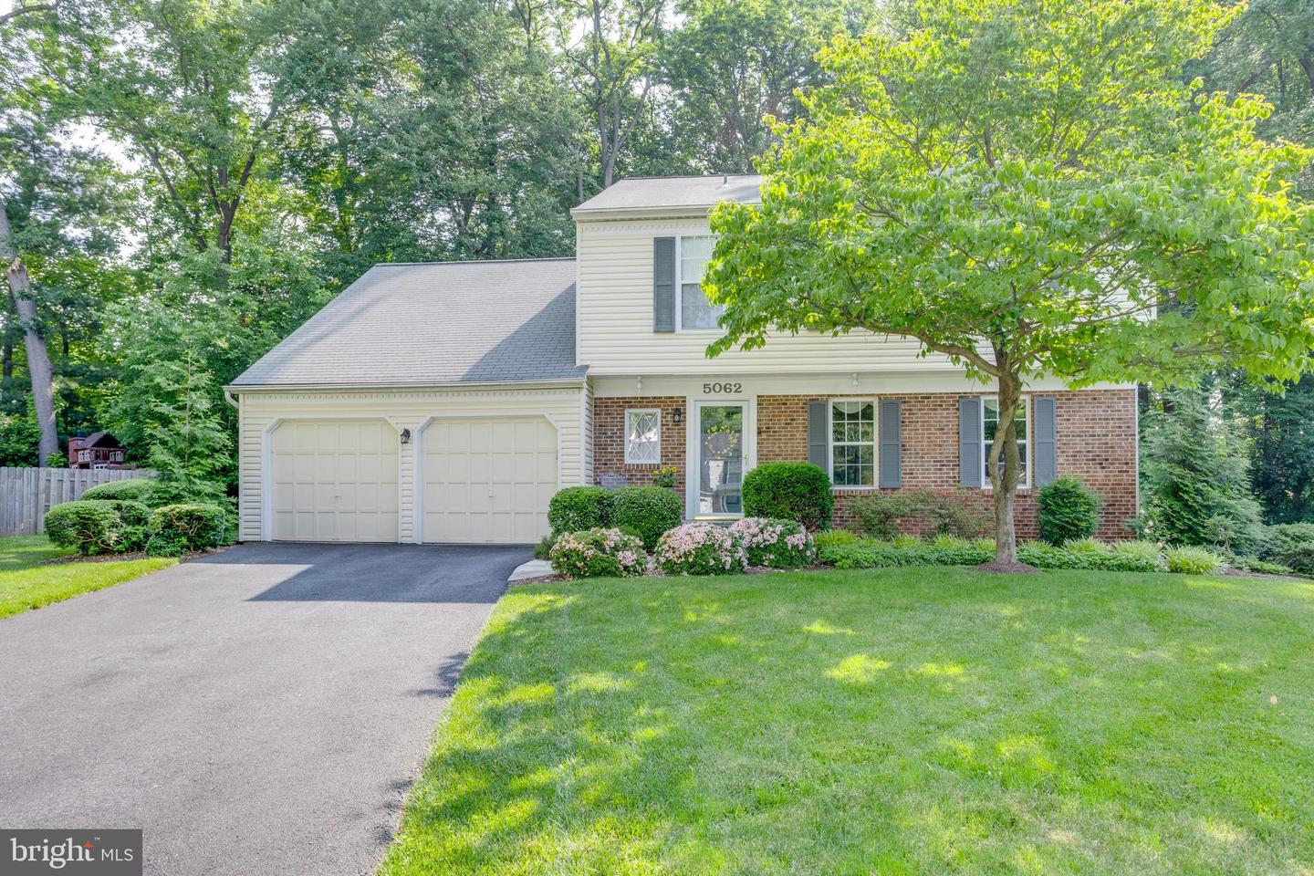 5062 QUEENS WOOD DR, BURKE, Virginia 22015, 4 Bedrooms Bedrooms, ,2 BathroomsBathrooms,Residential,For sale,5062 QUEENS WOOD DR,VAFX2283134 MLS # VAFX2283134 5062 QUEENS WOOD DR, BURKE, Virginia 22015, 4 Bedrooms Bedrooms, ,2 BathroomsBathrooms,Residential,For sale,5062 QUEENS WOOD DR,VAFX2283134 MLS # VAFX2283134