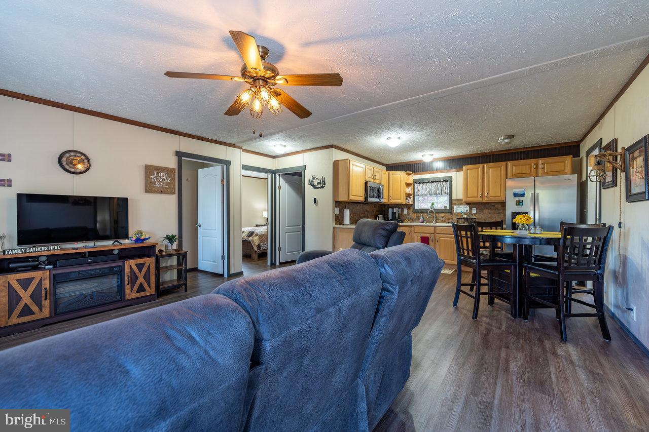 187 HOLLY HILL RD, LURAY, Virginia 22835, 3 Bedrooms Bedrooms, 5 Rooms Rooms,2 BathroomsBathrooms,Residential,For sale,187 HOLLY HILL RD,VAPA2005804 MLS # VAPA2005804