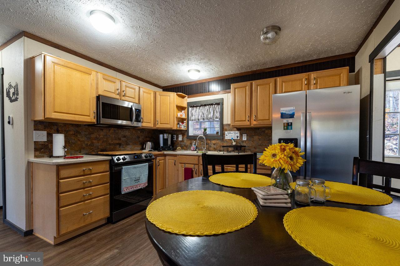 187 HOLLY HILL RD, LURAY, Virginia 22835, 3 Bedrooms Bedrooms, 5 Rooms Rooms,2 BathroomsBathrooms,Residential,For sale,187 HOLLY HILL RD,VAPA2005804 MLS # VAPA2005804