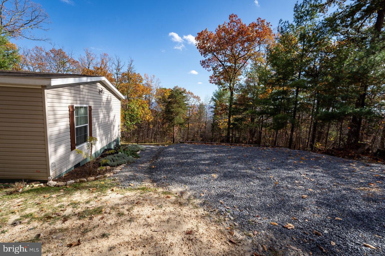 187 HOLLY HILL RD, LURAY, Virginia 22835, 3 Bedrooms Bedrooms, 5 Rooms Rooms,2 BathroomsBathrooms,Residential,For sale,187 HOLLY HILL RD,VAPA2005804 MLS # VAPA2005804