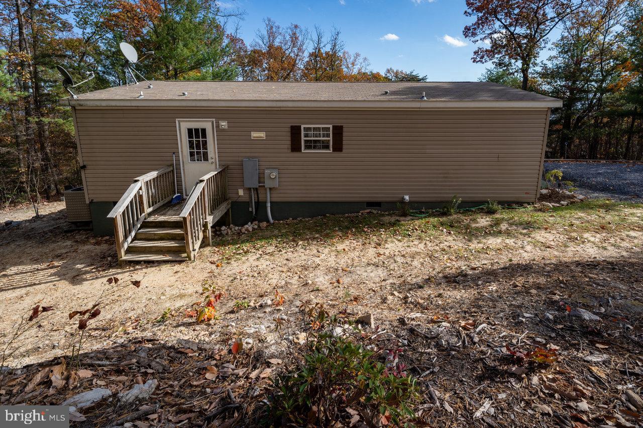 187 HOLLY HILL RD, LURAY, Virginia 22835, 3 Bedrooms Bedrooms, 5 Rooms Rooms,2 BathroomsBathrooms,Residential,For sale,187 HOLLY HILL RD,VAPA2005804 MLS # VAPA2005804