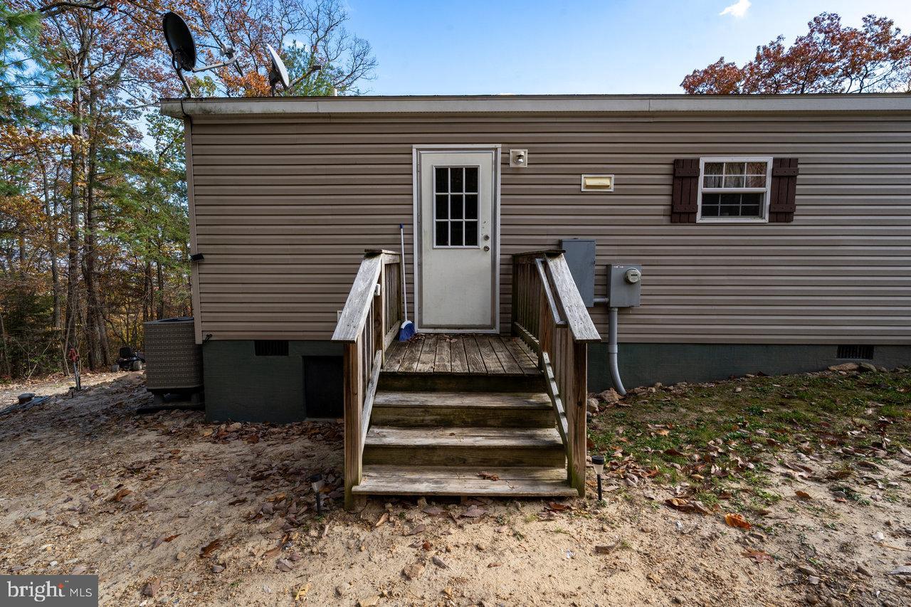 187 HOLLY HILL RD, LURAY, Virginia 22835, 3 Bedrooms Bedrooms, 5 Rooms Rooms,2 BathroomsBathrooms,Residential,For sale,187 HOLLY HILL RD,VAPA2005804 MLS # VAPA2005804