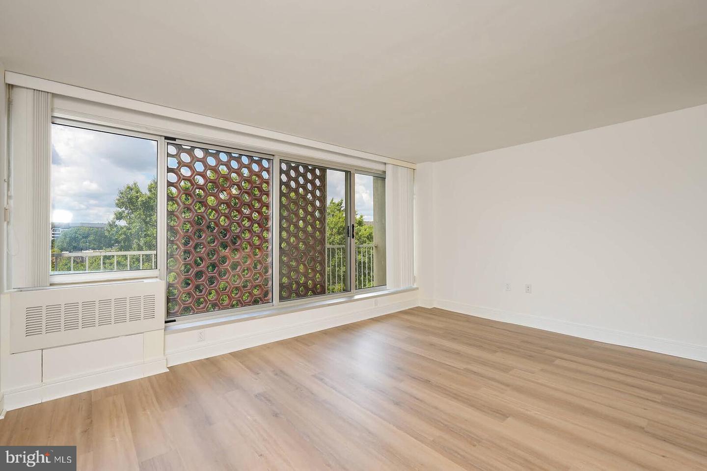 800 4TH ST SW #S623, WASHINGTON, District Of Columbia 20024, ,1 BathroomBathrooms,Residential,For sale,800 4TH ST SW #S623,DCDC2239454 MLS # DCDC2239454