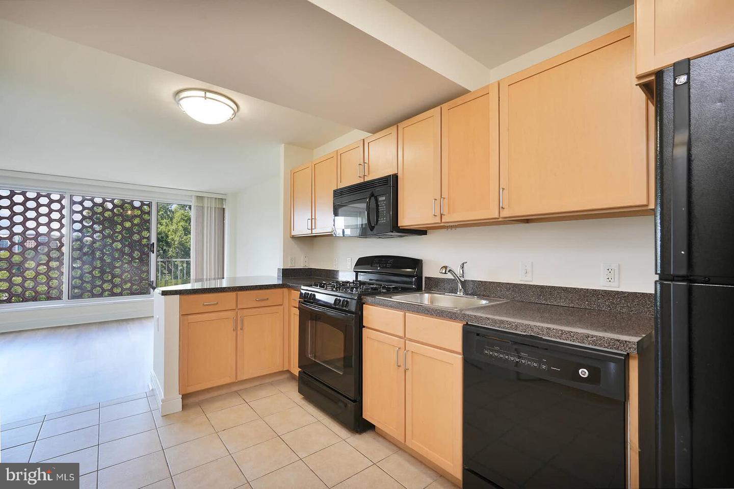 800 4TH ST SW #S623, WASHINGTON, District Of Columbia 20024, ,1 BathroomBathrooms,Residential,For sale,800 4TH ST SW #S623,DCDC2239454 MLS # DCDC2239454