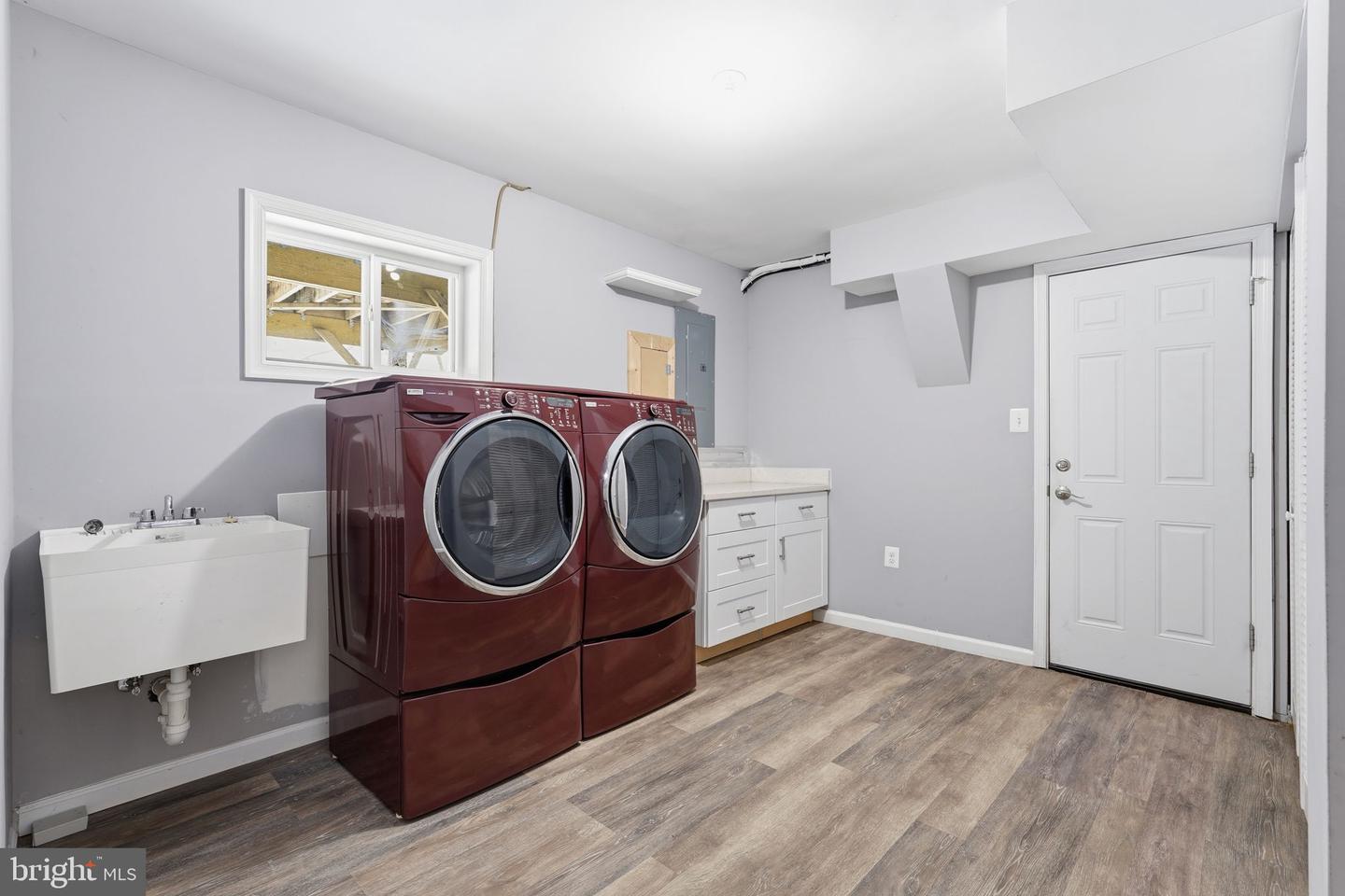 1411 ALDENHAM LN, RESTON, Virginia 20190, 4 Bedrooms Bedrooms, ,3 BathroomsBathrooms,Residential,For sale,1411 ALDENHAM LN,VAFX2284648 MLS # VAFX2284648 1411 ALDENHAM LN, RESTON, Virginia 20190, 4 Bedrooms Bedrooms, ,3 BathroomsBathrooms,Residential,For sale,1411 ALDENHAM LN,VAFX2284648 MLS # VAFX2284648