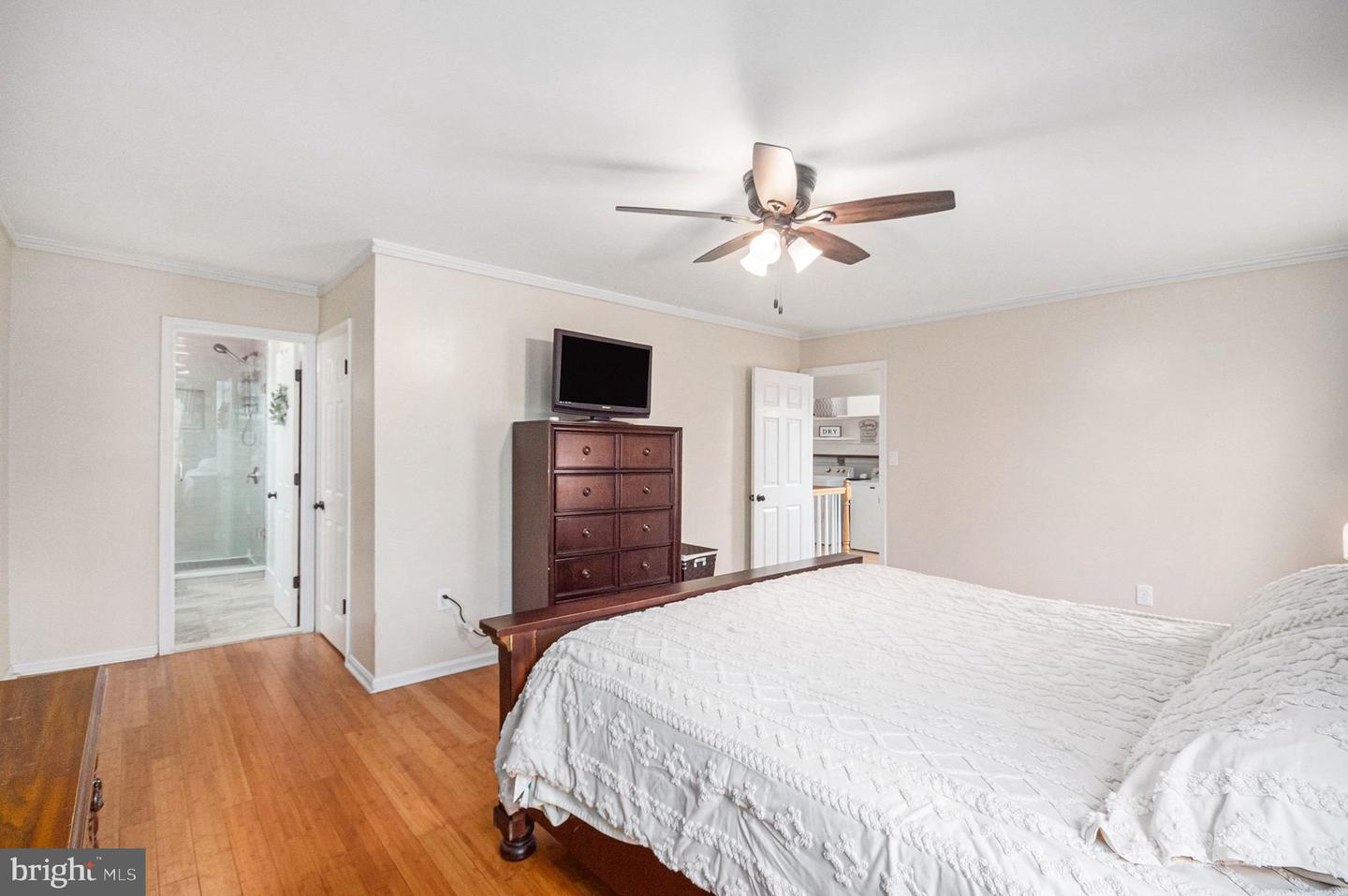 1309 ROCK CHAPEL RD, HERNDON, Virginia 20170, 5 Bedrooms Bedrooms, 9 Rooms Rooms,3 BathroomsBathrooms,Residential,For sale,1309 ROCK CHAPEL RD,VAFX2285384 MLS # VAFX2285384