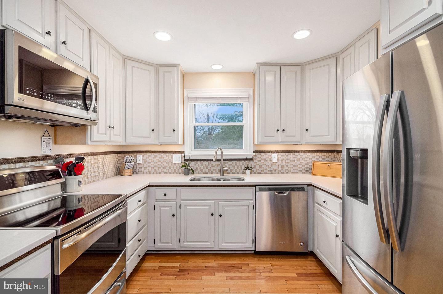 1309 ROCK CHAPEL RD, HERNDON, Virginia 20170, 5 Bedrooms Bedrooms, 9 Rooms Rooms,3 BathroomsBathrooms,Residential,For sale,1309 ROCK CHAPEL RD,VAFX2285384 MLS # VAFX2285384