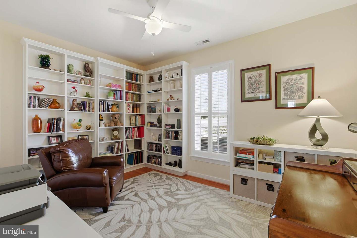 464 MIDDLE GATE, IRVINGTON, Virginia 22480, 3 Bedrooms Bedrooms, 7 Rooms Rooms,2 BathroomsBathrooms,Residential,For sale,464 MIDDLE GATE,VALV2000936 MLS # VALV2000936