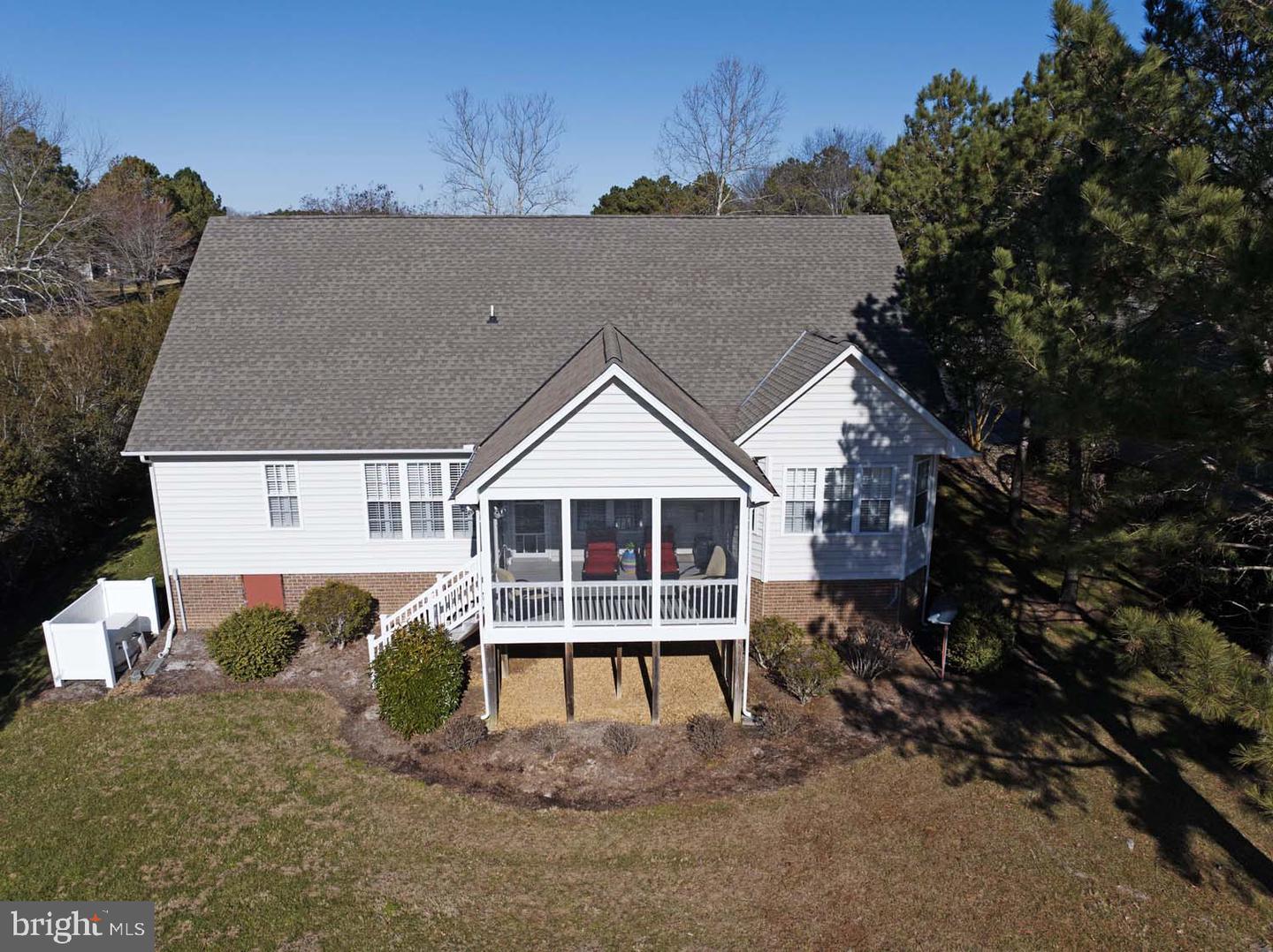 464 MIDDLE GATE, IRVINGTON, Virginia 22480, 3 Bedrooms Bedrooms, 7 Rooms Rooms,2 BathroomsBathrooms,Residential,For sale,464 MIDDLE GATE,VALV2000936 MLS # VALV2000936