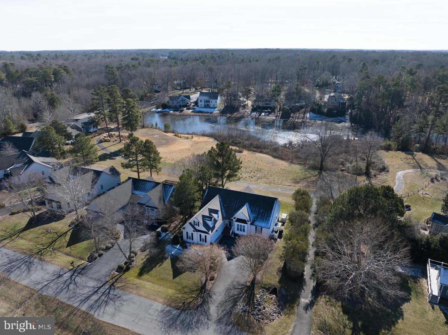 464 MIDDLE GATE, IRVINGTON, Virginia 22480, 3 Bedrooms Bedrooms, 7 Rooms Rooms,2 BathroomsBathrooms,Residential,For sale,464 MIDDLE GATE,VALV2000936 MLS # VALV2000936