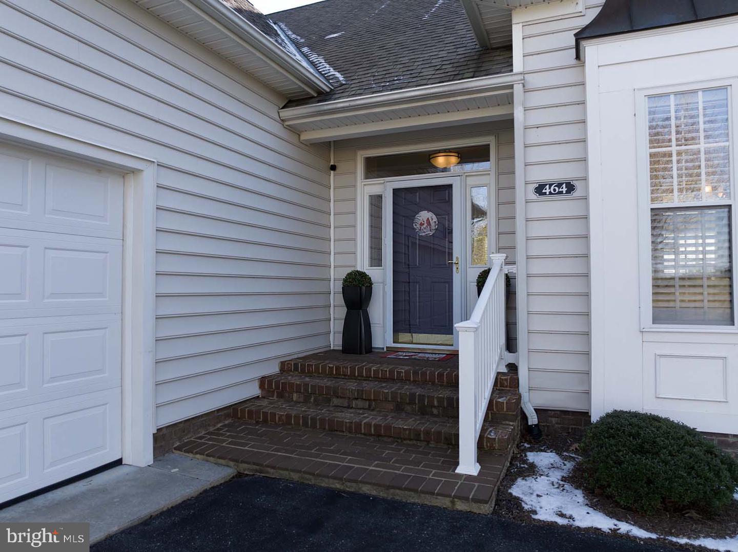 464 MIDDLE GATE, IRVINGTON, Virginia 22480, 3 Bedrooms Bedrooms, 7 Rooms Rooms,2 BathroomsBathrooms,Residential,For sale,464 MIDDLE GATE,VALV2000936 MLS # VALV2000936